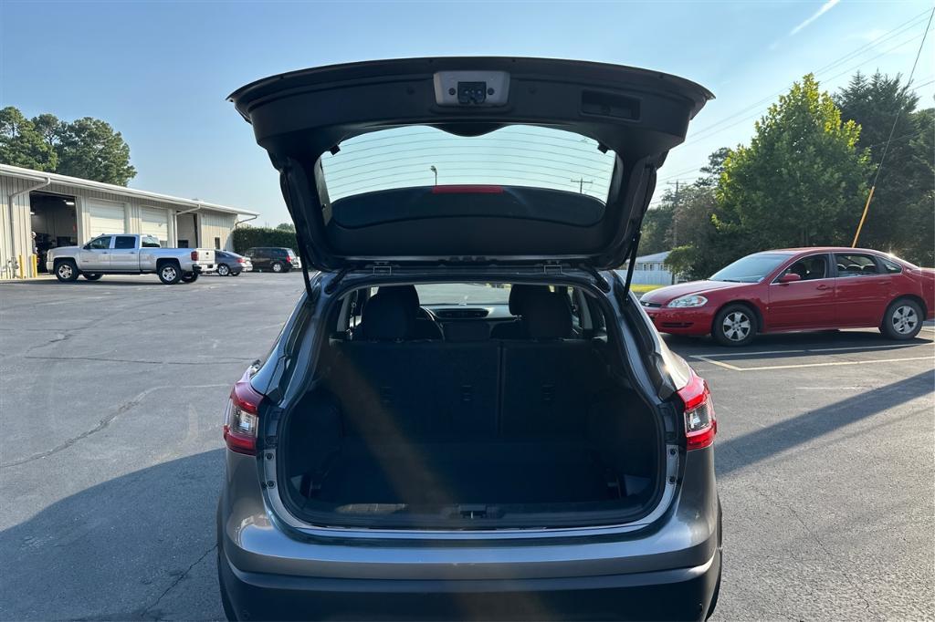 used 2021 Nissan Rogue Sport car, priced at $17,995