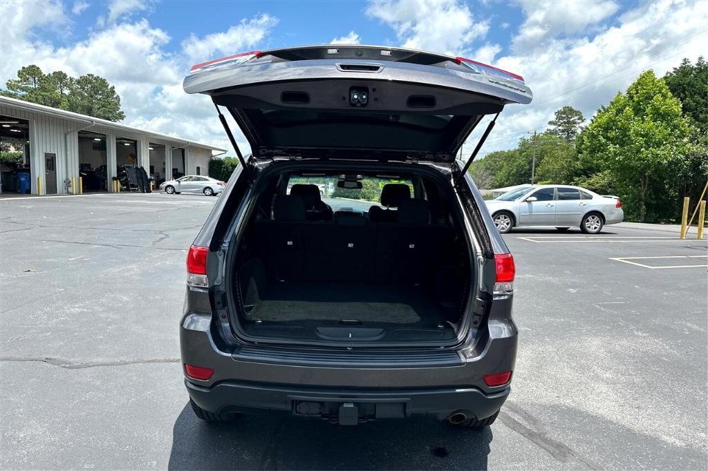 used 2015 Jeep Grand Cherokee car, priced at $16,995