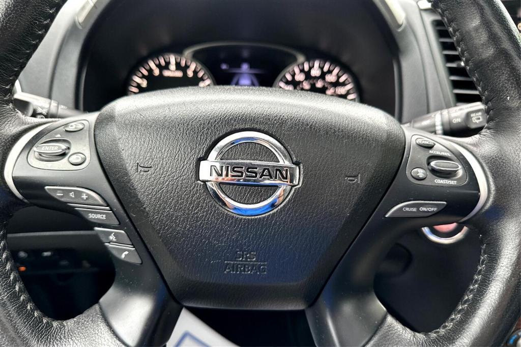 used 2020 Nissan Pathfinder car, priced at $19,995