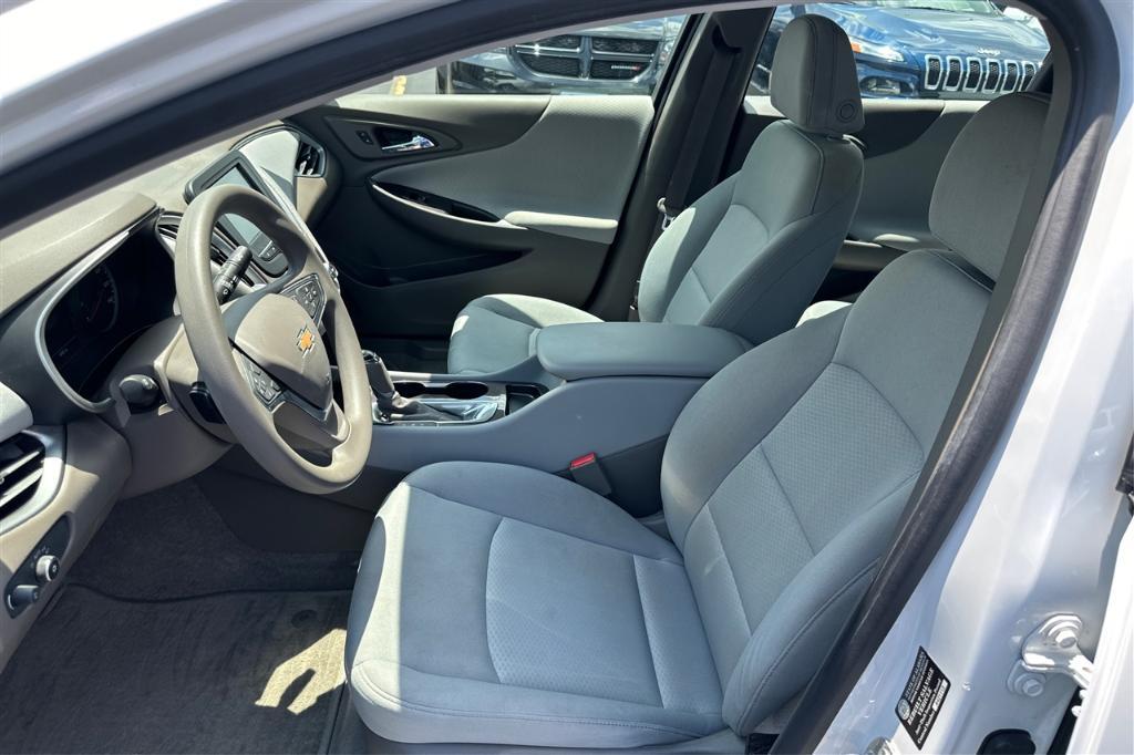 used 2018 Chevrolet Malibu car, priced at $19,995