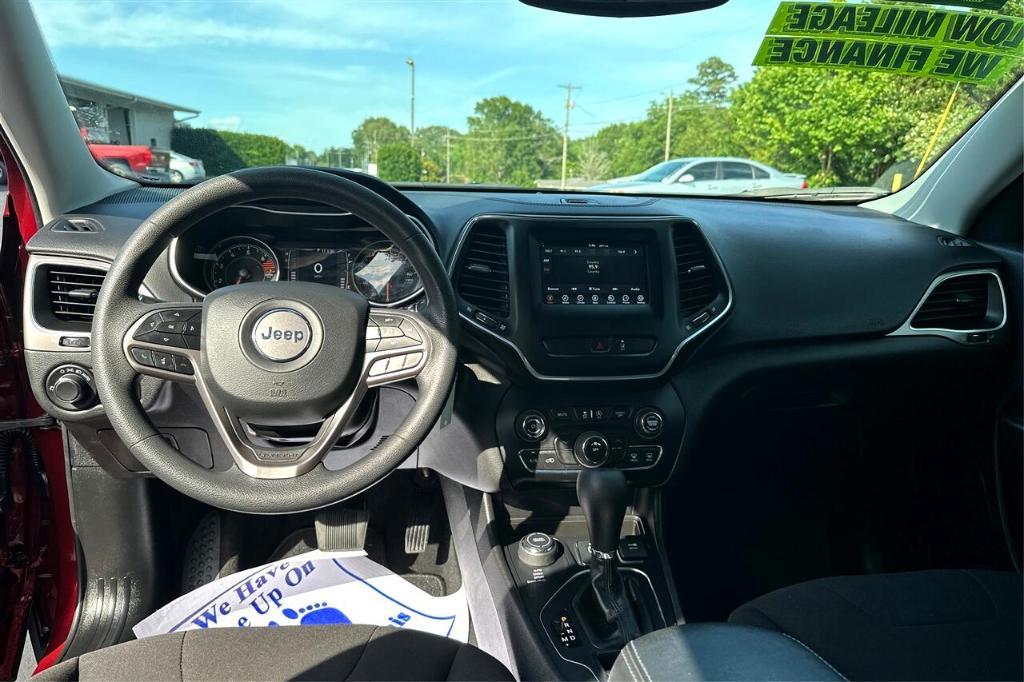 used 2021 Jeep Cherokee car, priced at $20,995