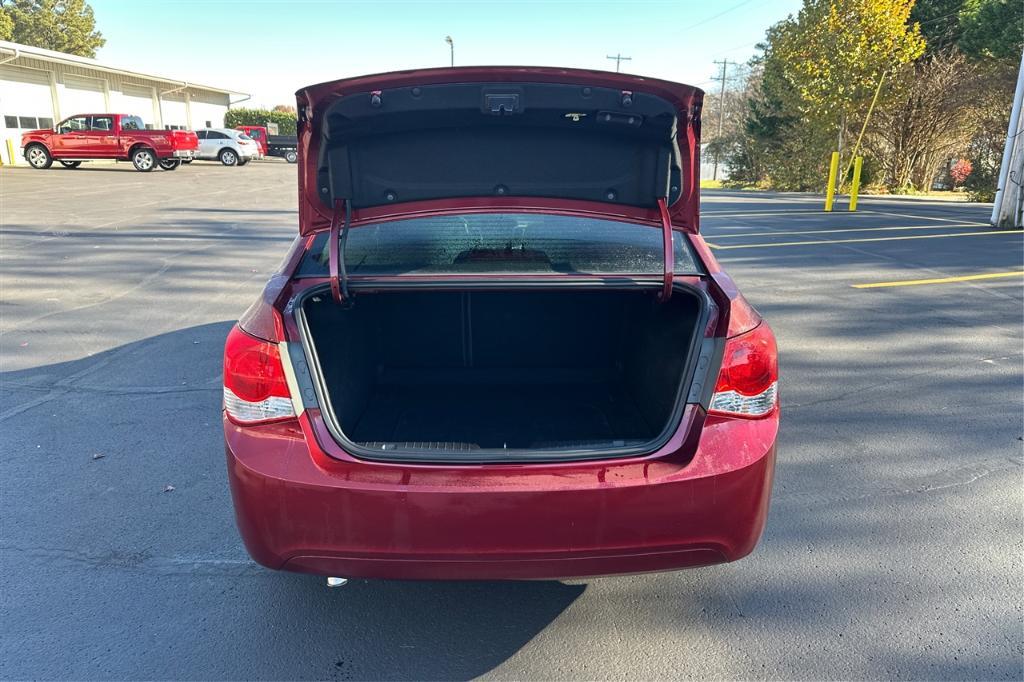 used 2015 Chevrolet Cruze car, priced at $11,995