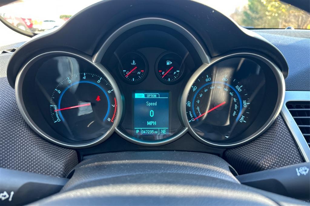 used 2015 Chevrolet Cruze car, priced at $11,995