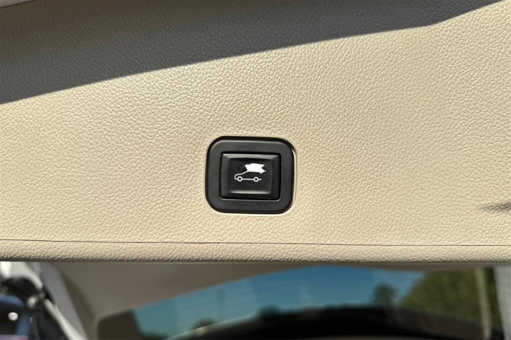 used 2014 Cadillac SRX car, priced at $15,995