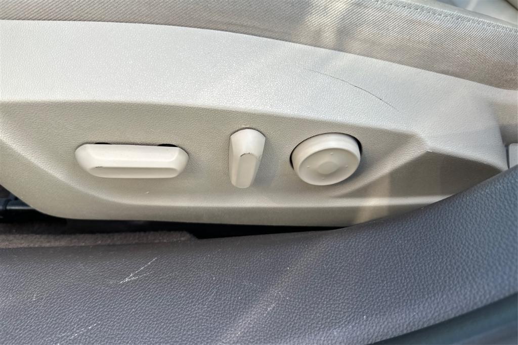 used 2012 Buick Regal car, priced at $12,995