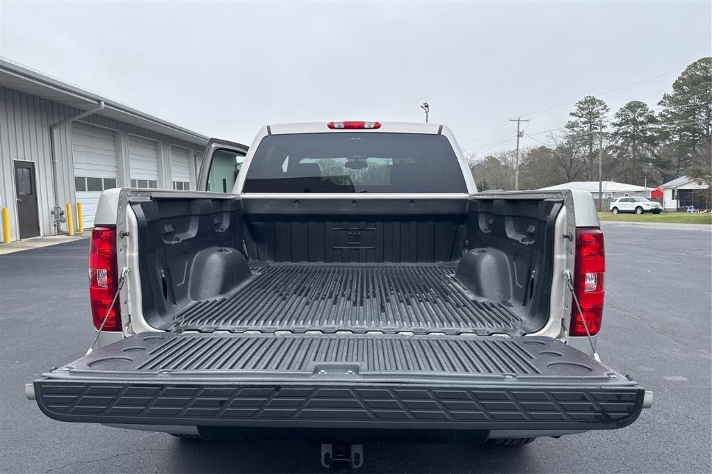 used 2009 Chevrolet Silverado 1500 car, priced at $16,995