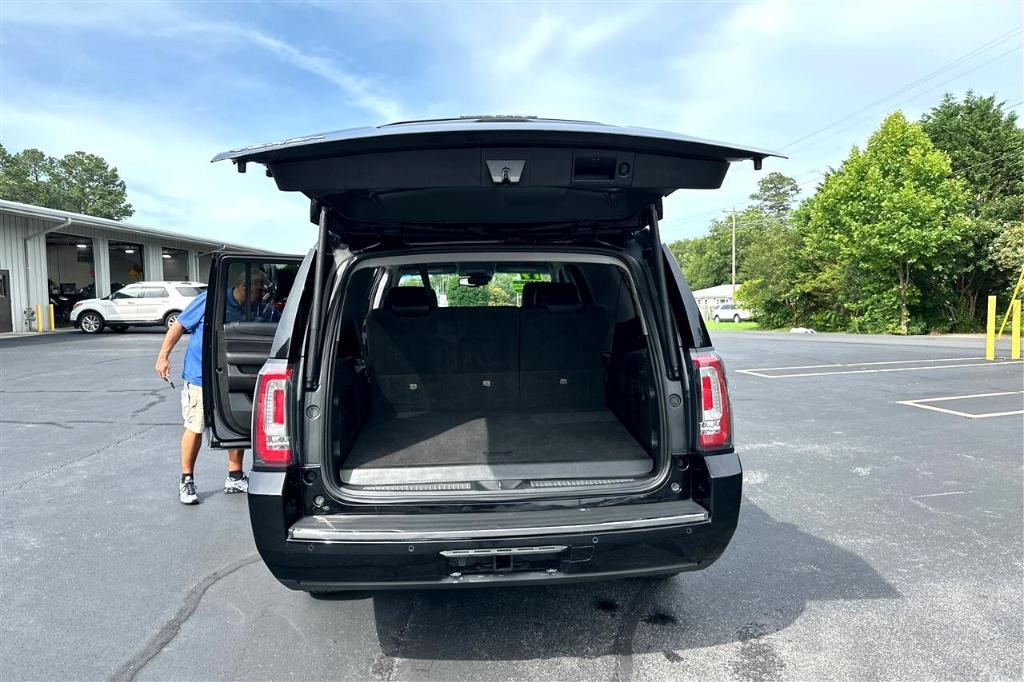used 2019 GMC Yukon XL car, priced at $28,995
