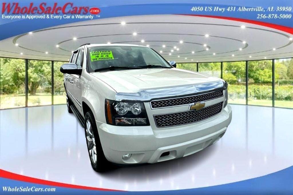 used 2011 Chevrolet Avalanche car, priced at $18,995