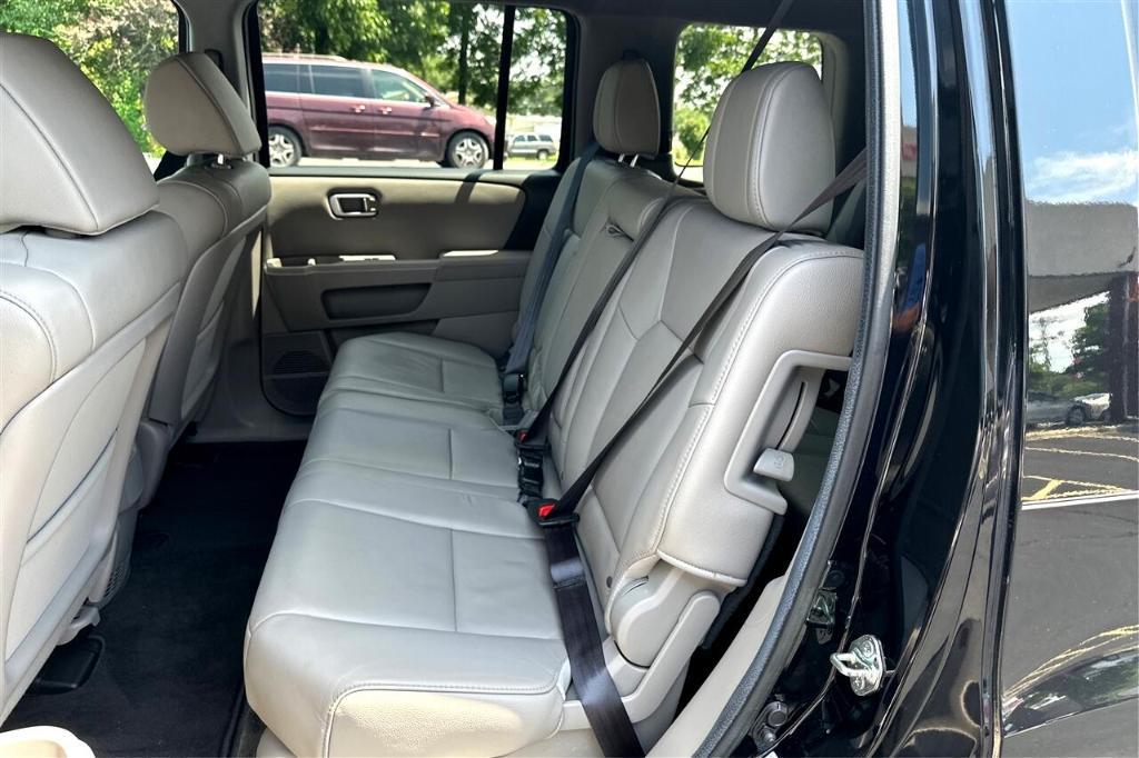 used 2012 Honda Pilot car, priced at $15,995