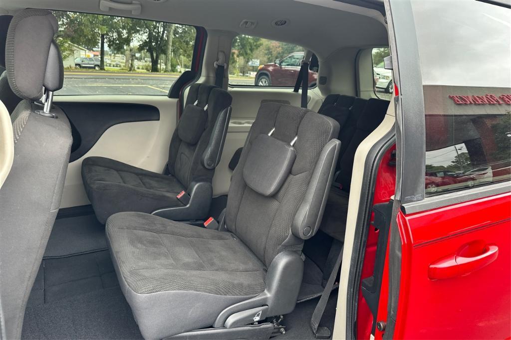 used 2014 Dodge Grand Caravan car, priced at $12,995