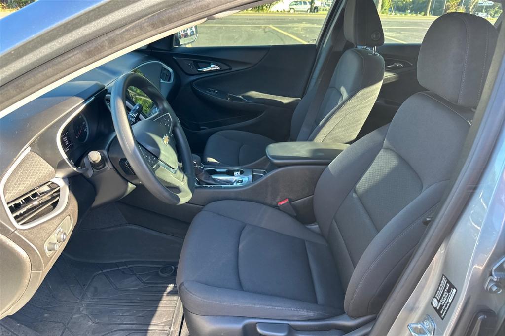 used 2023 Chevrolet Malibu car, priced at $19,995