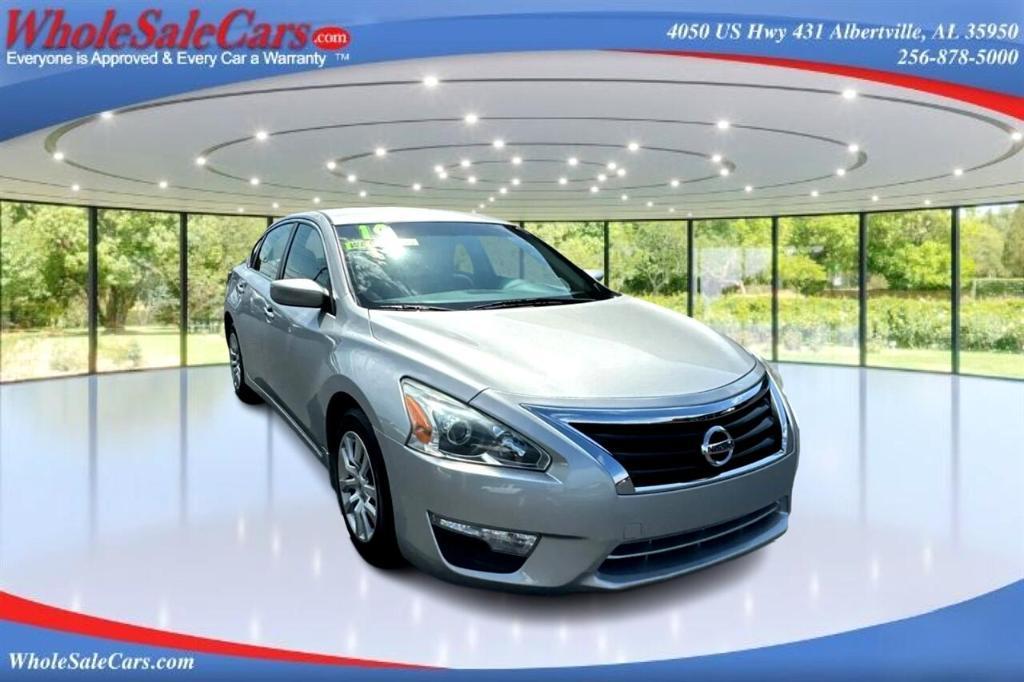 used 2014 Nissan Altima car, priced at $13,995