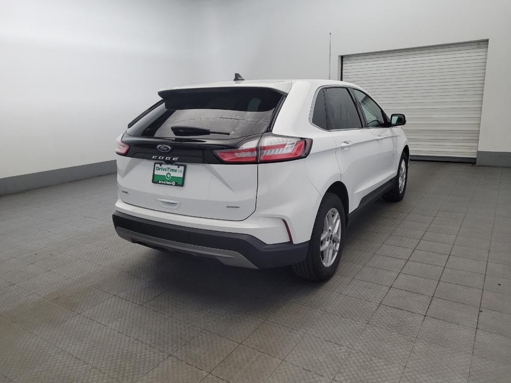 used 2024 Ford Edge car, priced at $28,295