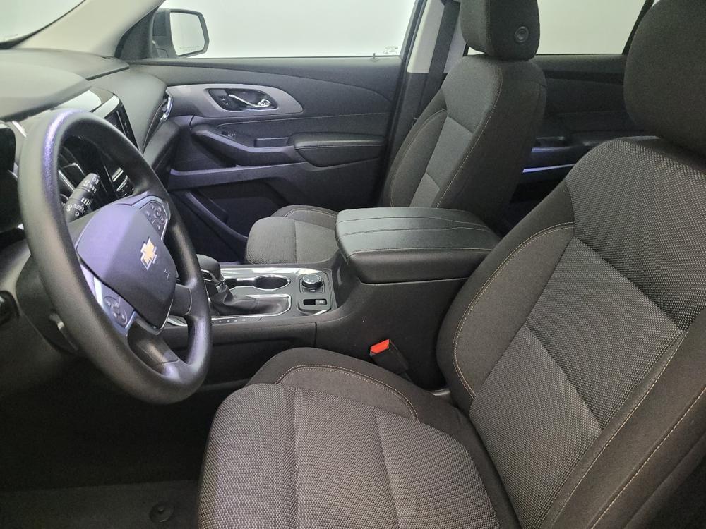 used 2021 Chevrolet Traverse car, priced at $22,095