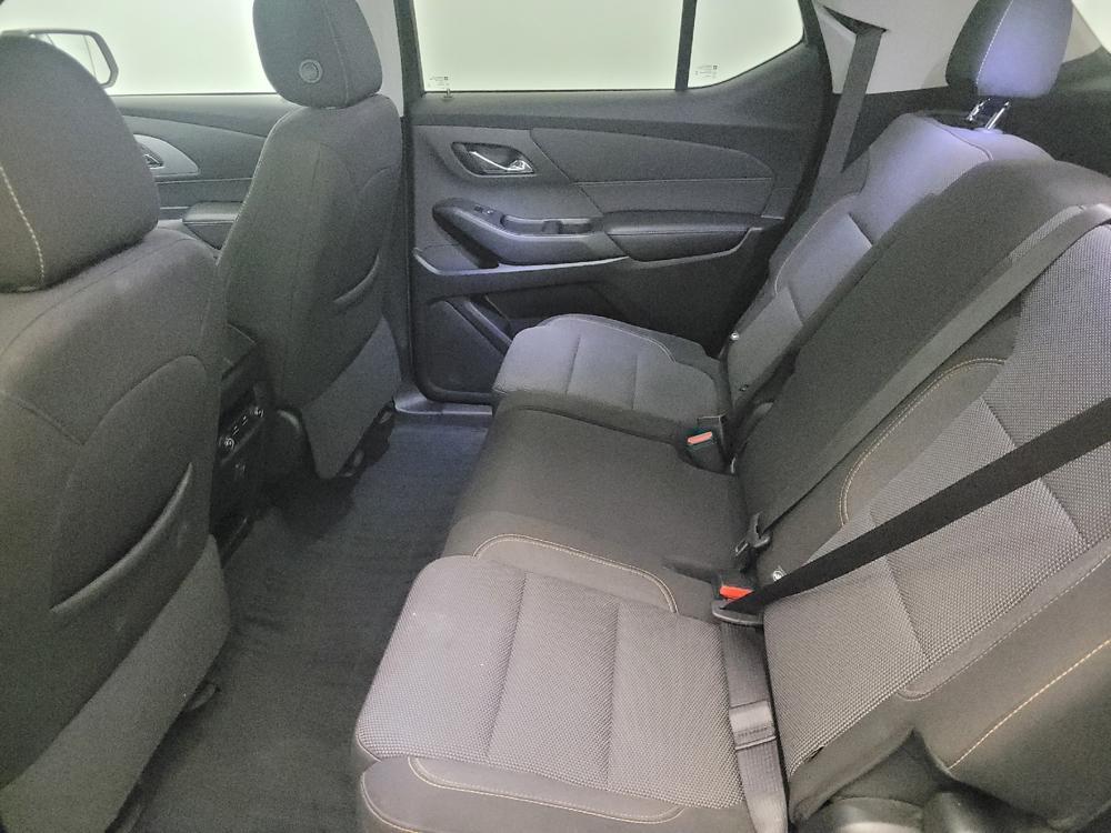 used 2021 Chevrolet Traverse car, priced at $22,095