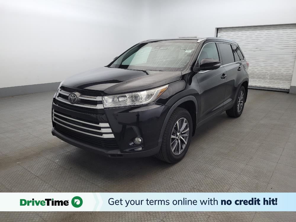 used 2019 Toyota Highlander car, priced at $25,195