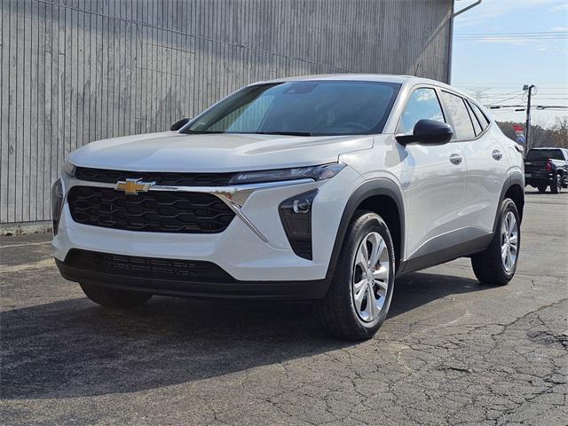 new 2025 Chevrolet Trax car, priced at $21,168