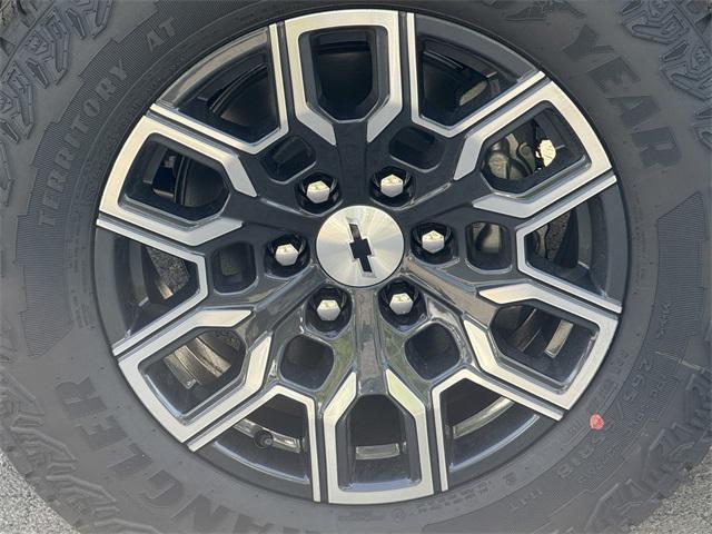 new 2026 Chevrolet Colorado car, priced at $46,910