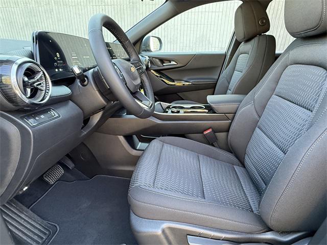 new 2026 Chevrolet Equinox car, priced at $30,495