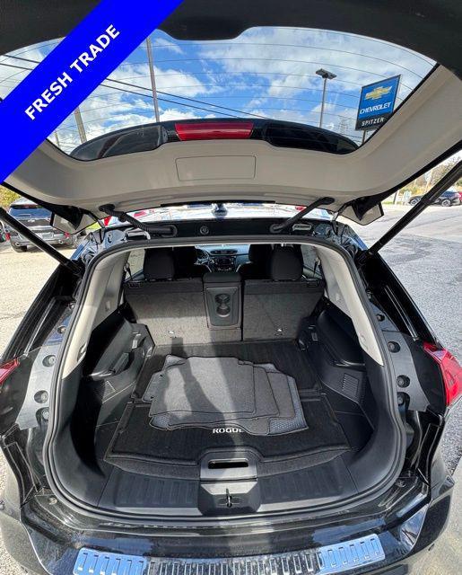 used 2020 Nissan Rogue car, priced at $18,031