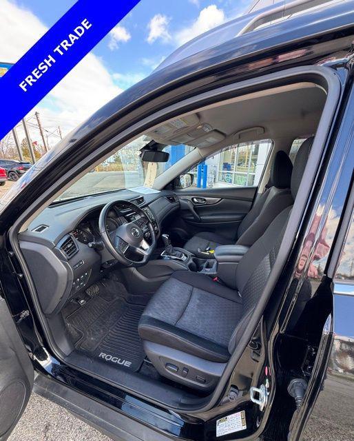 used 2020 Nissan Rogue car, priced at $18,031