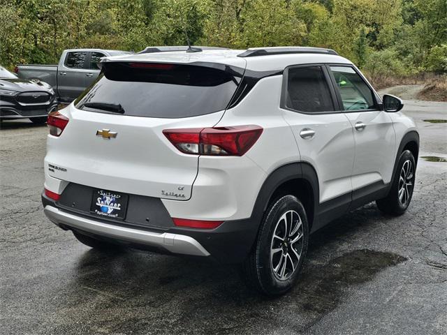 new 2025 Chevrolet TrailBlazer car, priced at $28,104