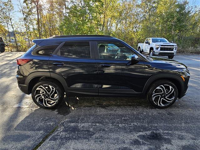 new 2025 Chevrolet TrailBlazer car, priced at $30,030