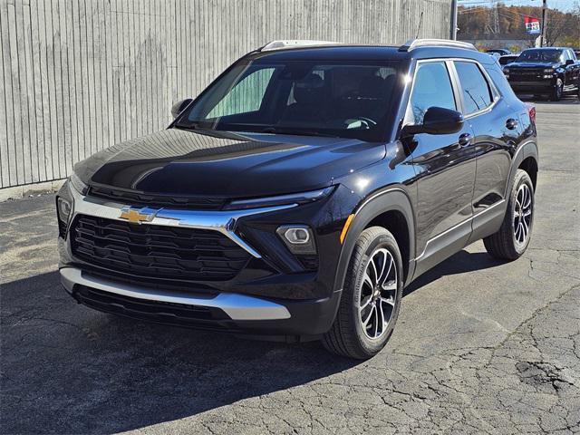 new 2025 Chevrolet TrailBlazer car, priced at $26,494