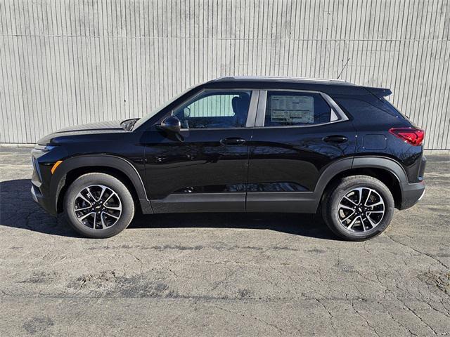 new 2025 Chevrolet TrailBlazer car, priced at $26,494