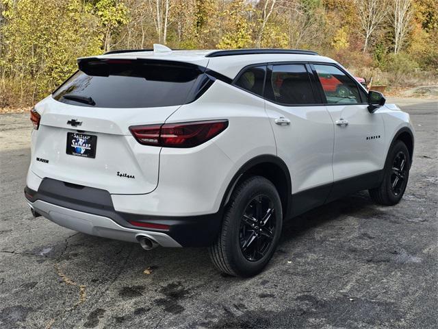 new 2025 Chevrolet Blazer car, priced at $37,418