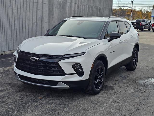 new 2025 Chevrolet Blazer car, priced at $37,418