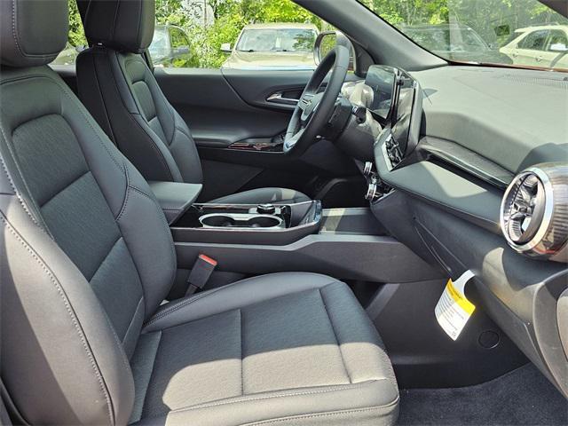 new 2026 Chevrolet Equinox car, priced at $32,540