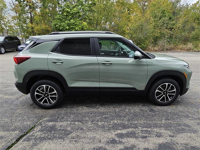 new 2025 Chevrolet TrailBlazer car, priced at $25,293