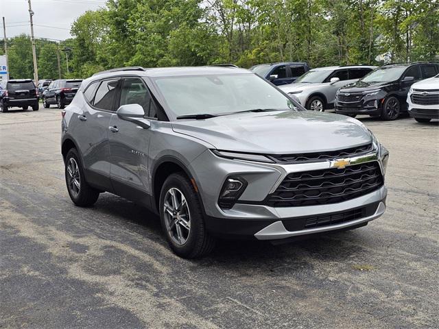 new 2025 Chevrolet Blazer car, priced at $35,513