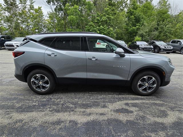 new 2025 Chevrolet Blazer car, priced at $35,513