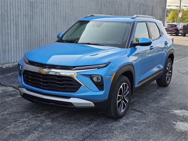 new 2025 Chevrolet TrailBlazer car, priced at $26,817