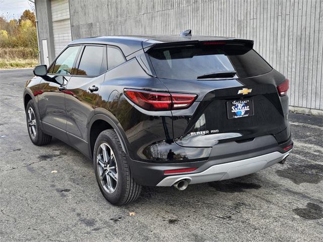 new 2025 Chevrolet Blazer car, priced at $38,504