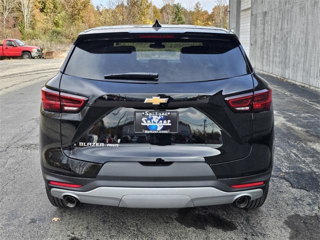 new 2025 Chevrolet Blazer car, priced at $38,504