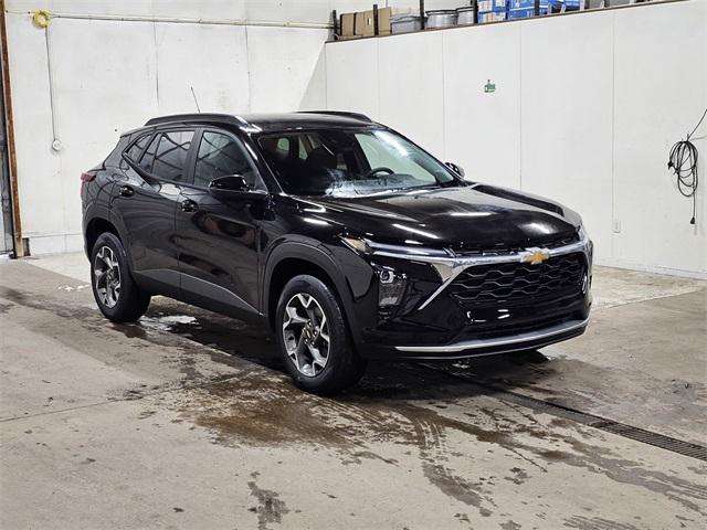 new 2025 Chevrolet Trax car, priced at $25,235