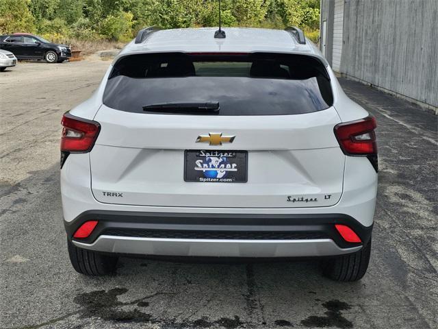 new 2025 Chevrolet Trax car, priced at $23,650