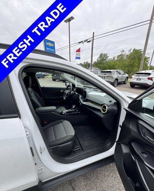 used 2025 Chevrolet Trax car, priced at $24,976