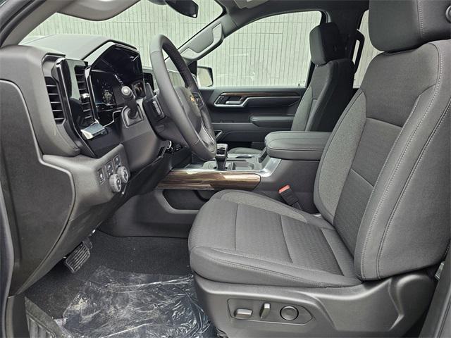 new 2025 Chevrolet Silverado 1500 car, priced at $55,752