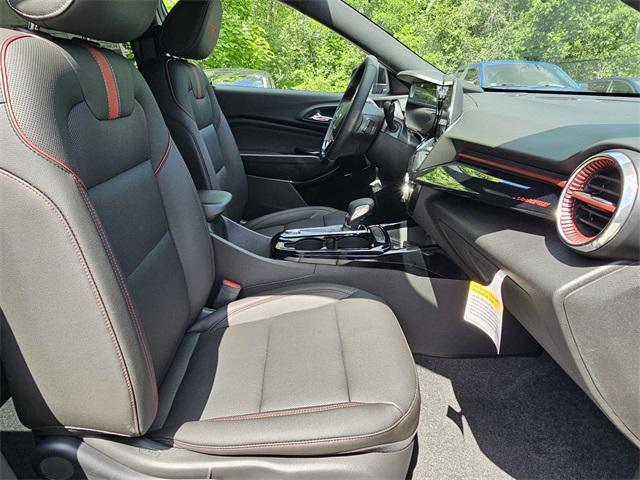 new 2025 Chevrolet Trax car, priced at $27,850