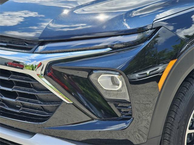 new 2026 Chevrolet TrailBlazer car, priced at $27,440
