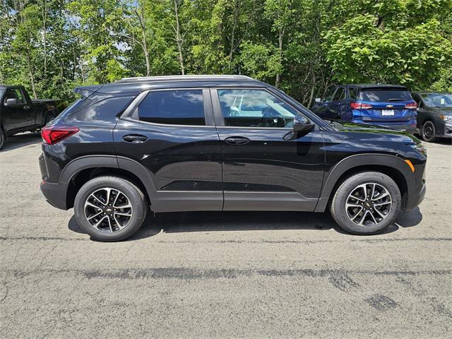 new 2026 Chevrolet TrailBlazer car, priced at $27,440