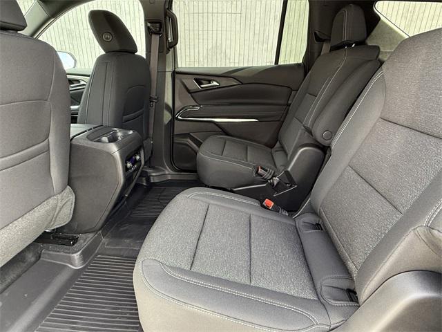 new 2026 Chevrolet Traverse car, priced at $45,415