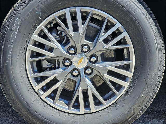 new 2025 Chevrolet Traverse car, priced at $42,857