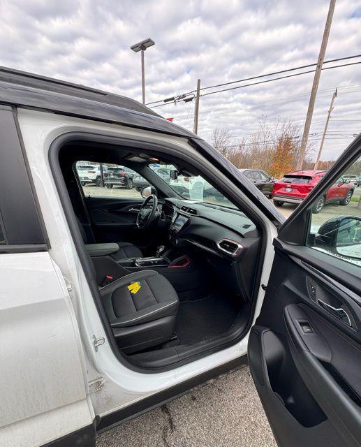 used 2023 Chevrolet TrailBlazer car, priced at $20,966