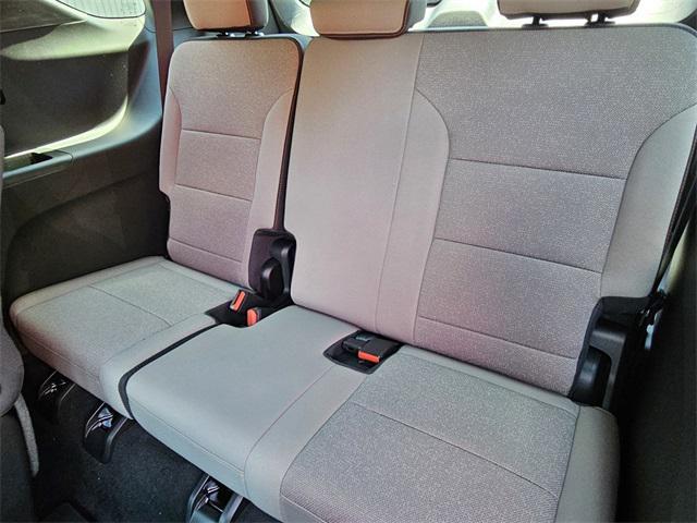 new 2025 Chevrolet Traverse car, priced at $43,310