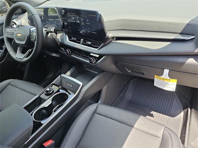 new 2026 Chevrolet Equinox car, priced at $32,340